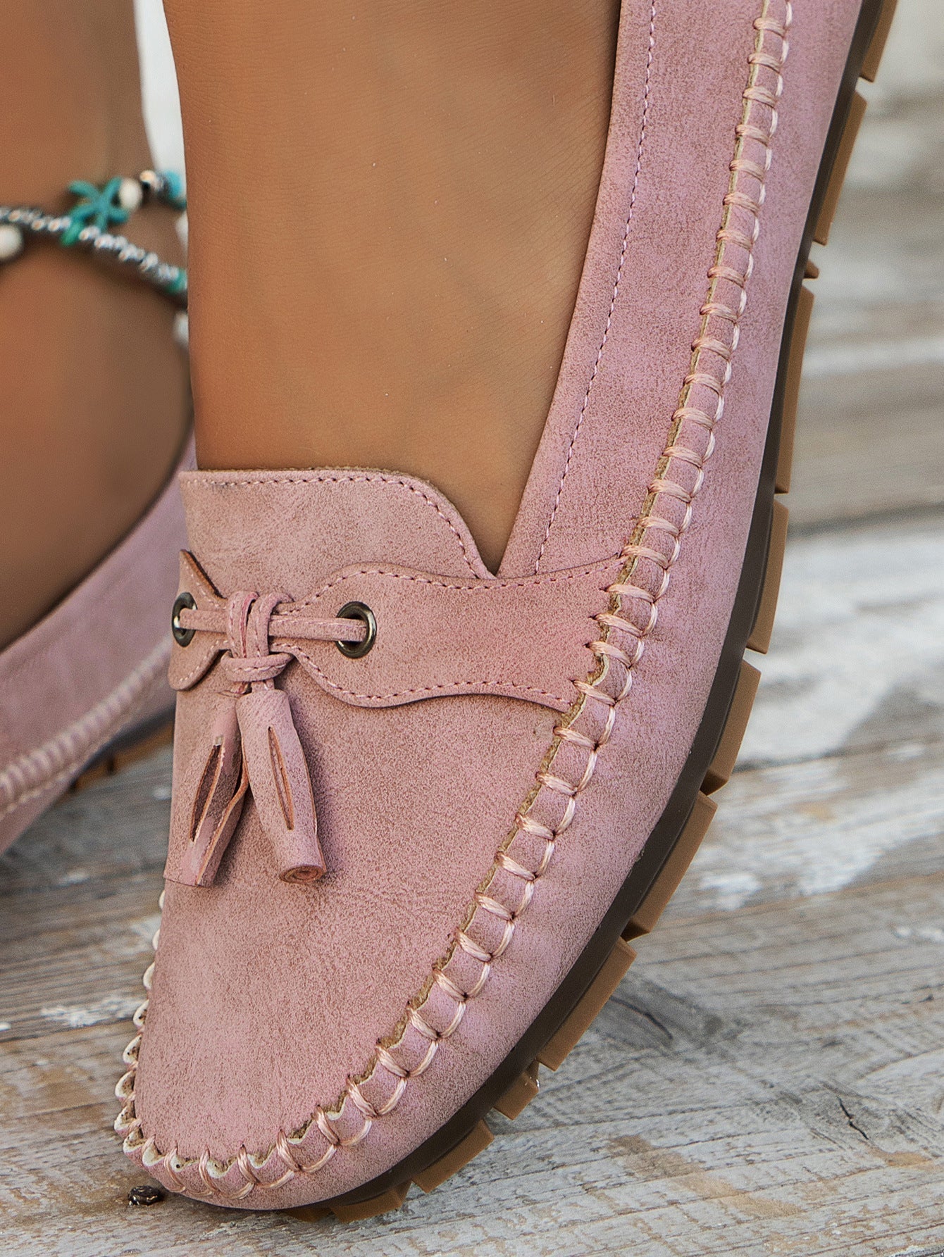 Coastal Comfort – Moccasin-Style Loafers