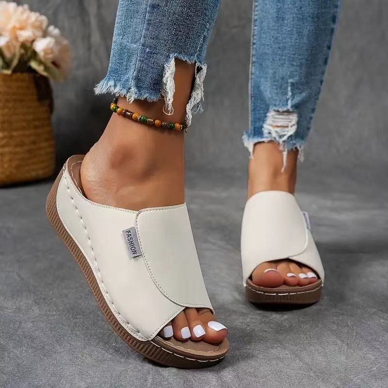 Skyla – Comfort Slide Sandals