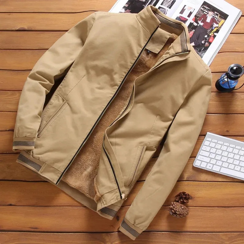 WALKER JACKET | LIGHT PROTECTION WITH A CLEAN LOOK